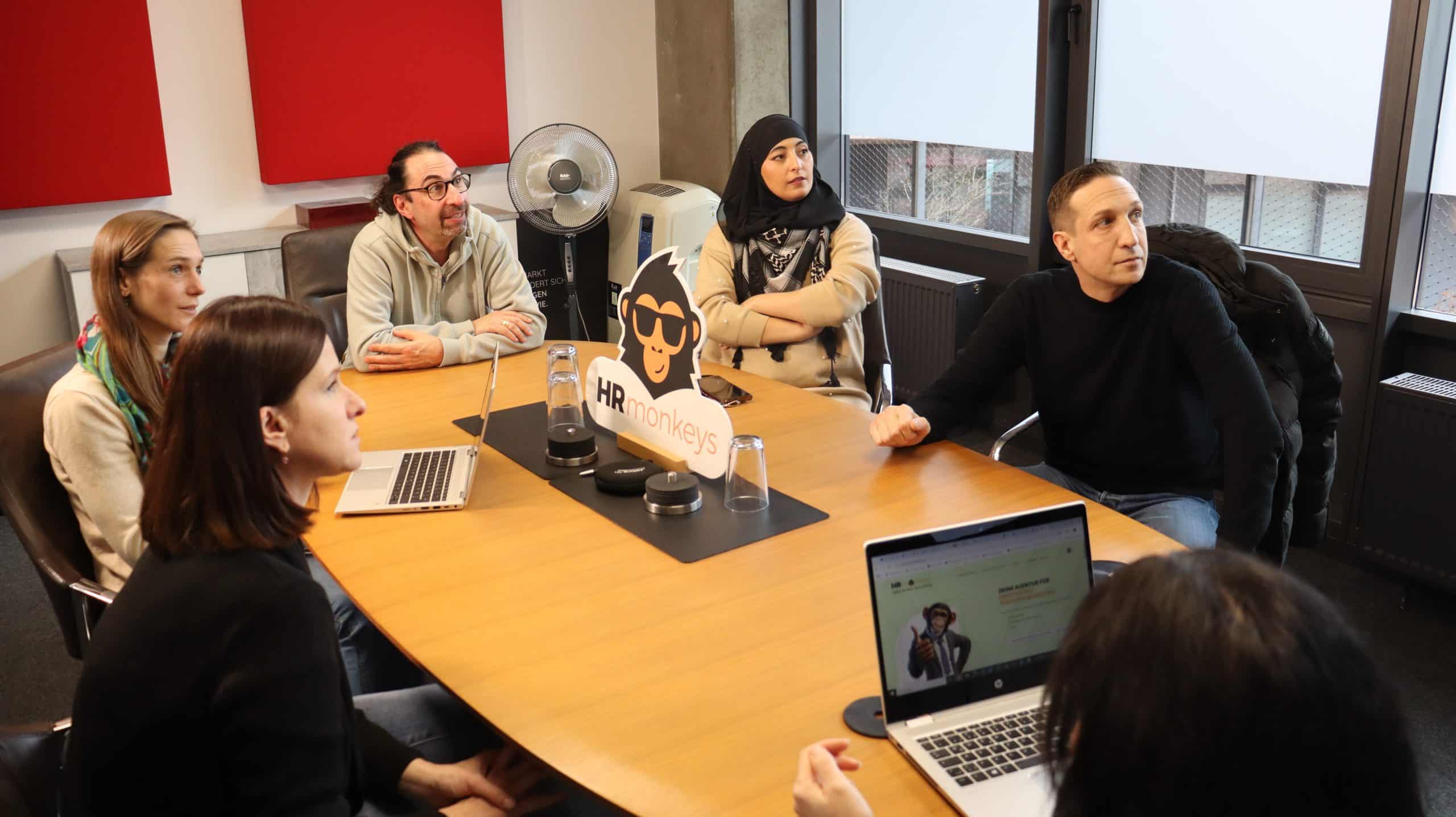 Das Team hinter den HR monkeys